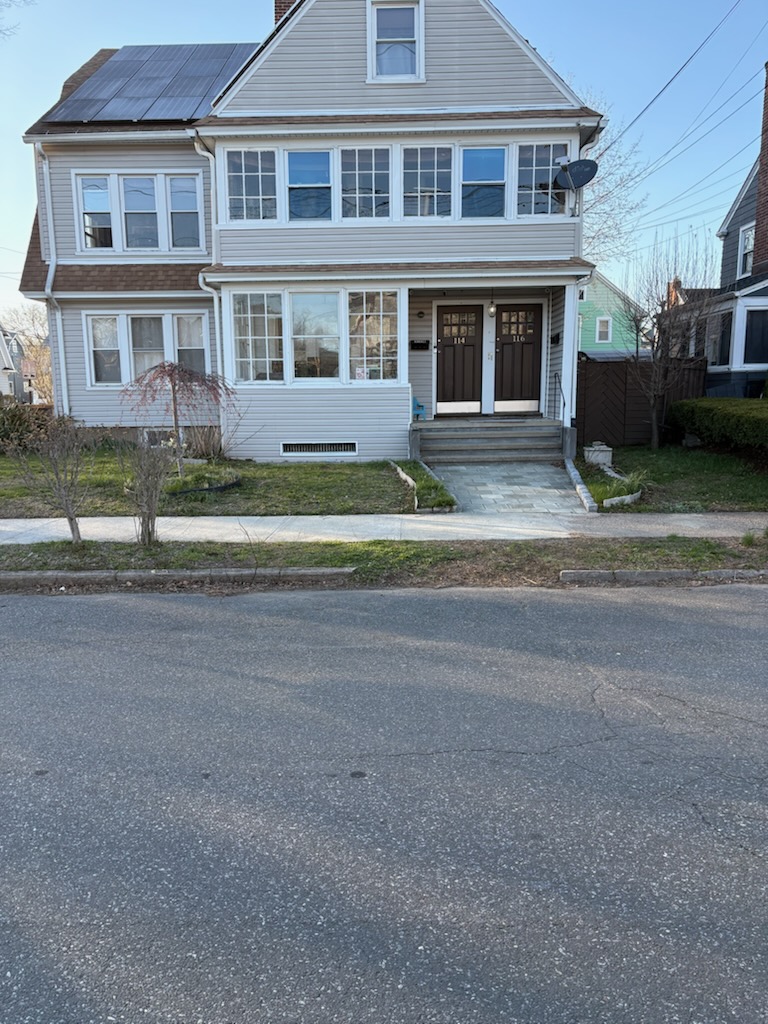 114 Laurel Pl exterior